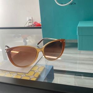 Tiffany’s cat eye brown sunglasses